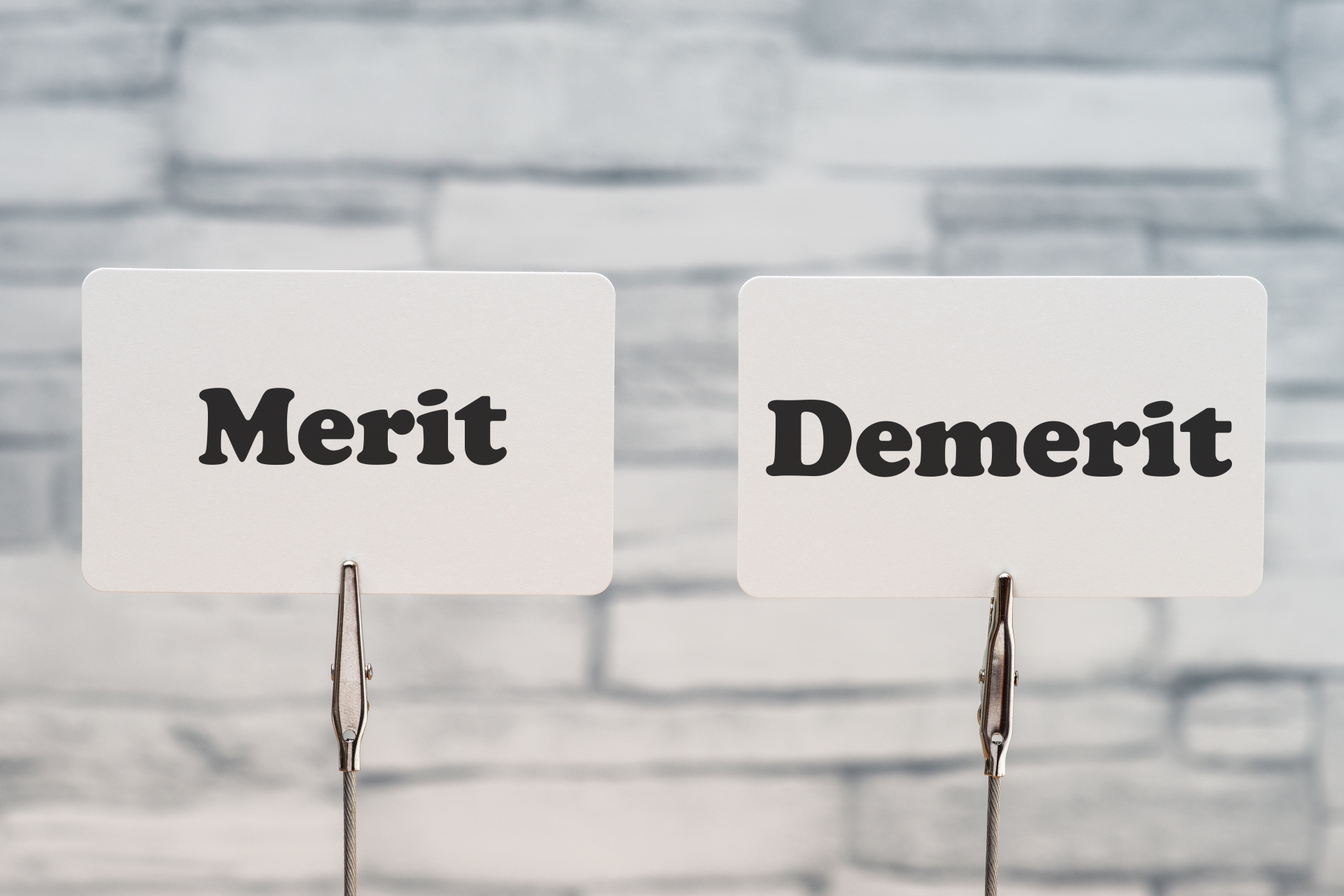 ECサイトコンサルティングを利用するメリット・デメリット