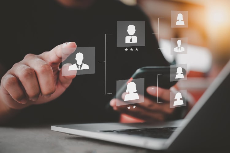 LINEを採用で使うメリット