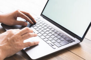 美容室のLP制作する上で抑えるべき8つのポイント!LP制作にかかる費用の相場や参考になるサイトも紹介