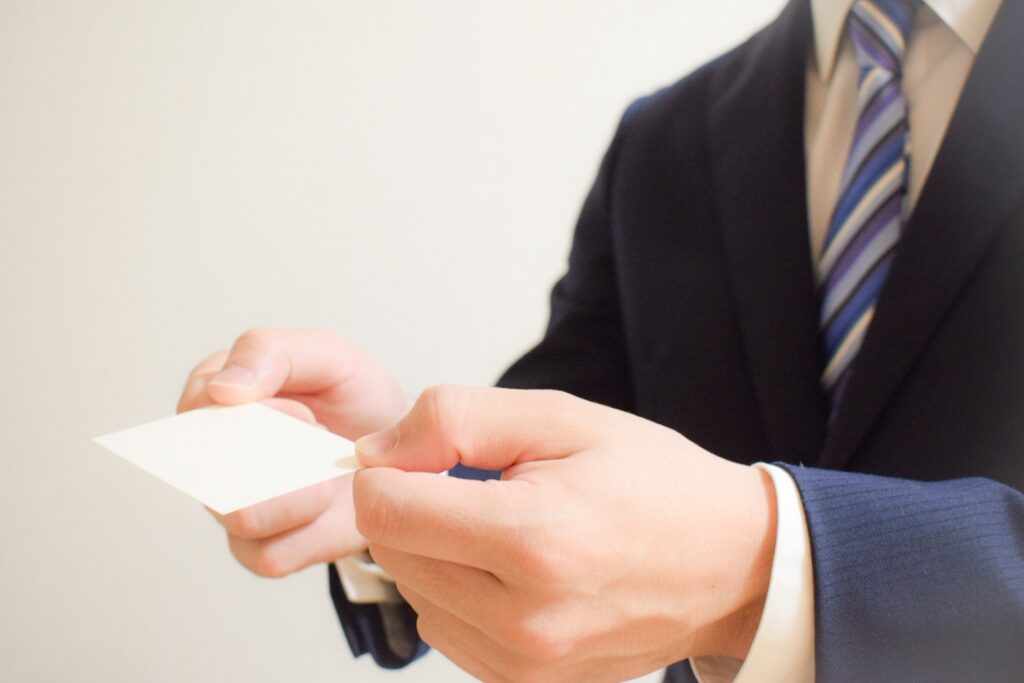 「営業委託」と「営業派遣」の違い
