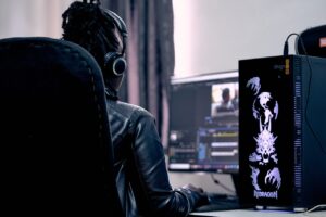 YouTube動画制作ソフトとは?おすすめのソフトや動画制作の進め方も紹介