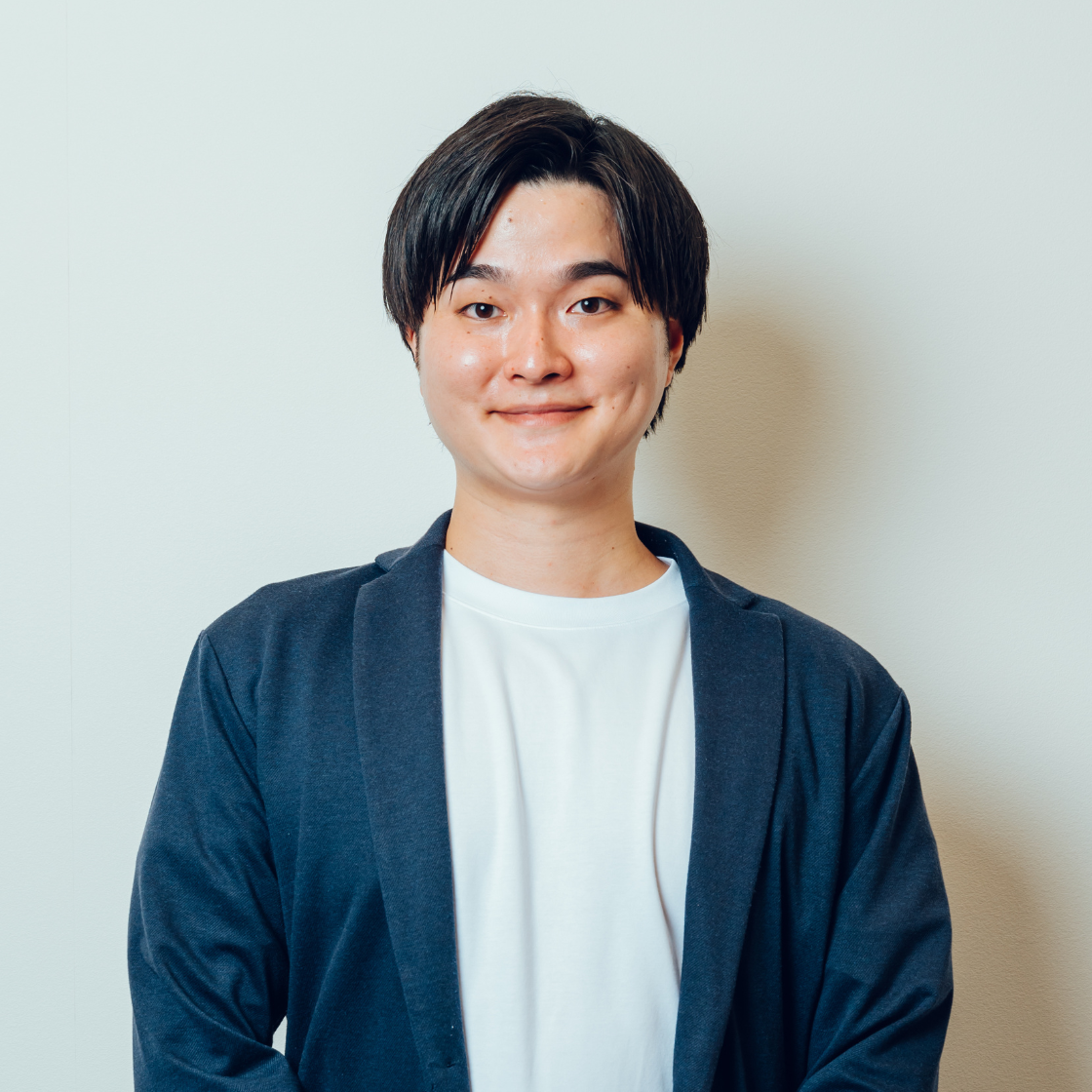 村井 亮介