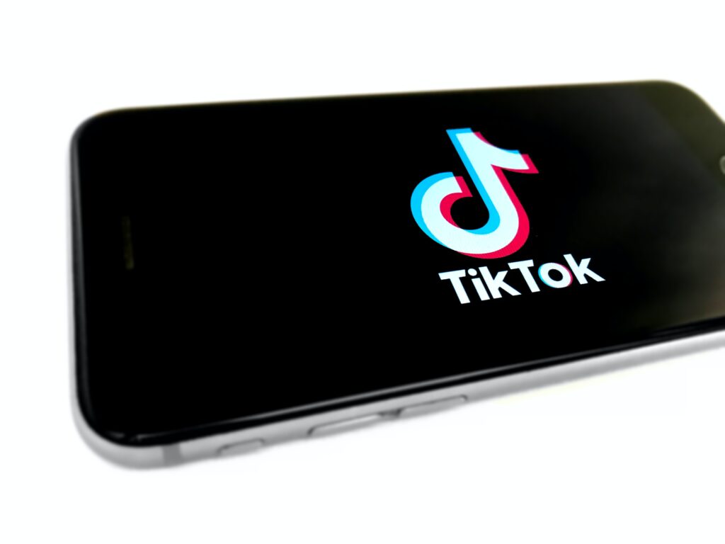 【2024年最新】TikTok運用代行におすすめの代理店6社！選び方と依頼する際のポイントをStockSunのプロが解説